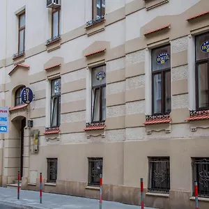  Hostel Amber